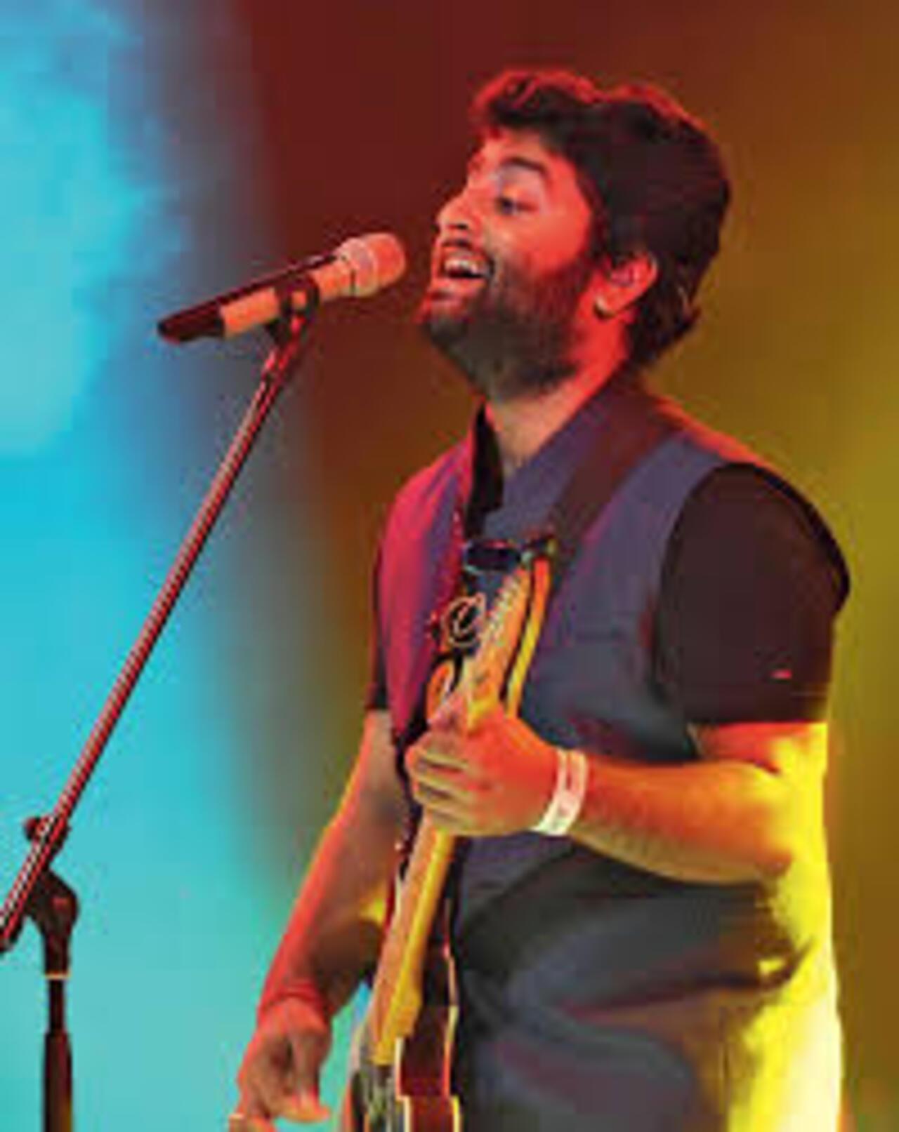Though Arijit is best known for romantic songs, his patriotic numbers stand out for the sincerity and purity he brings with his soulful voice. His vocals to Lehra Do from 83 or Ae Watan’s version is simply soul-stirring. 